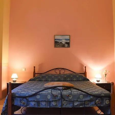 Spacious With Amazing Sea & Mountain View
